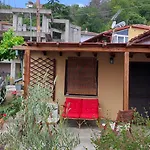 μονόχωρος με αυλή Apartament