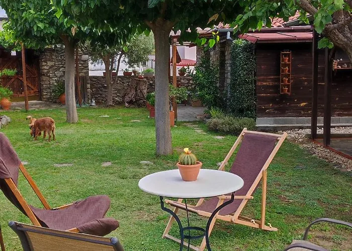 Appartamento Μονόχωρος Με Αυλή